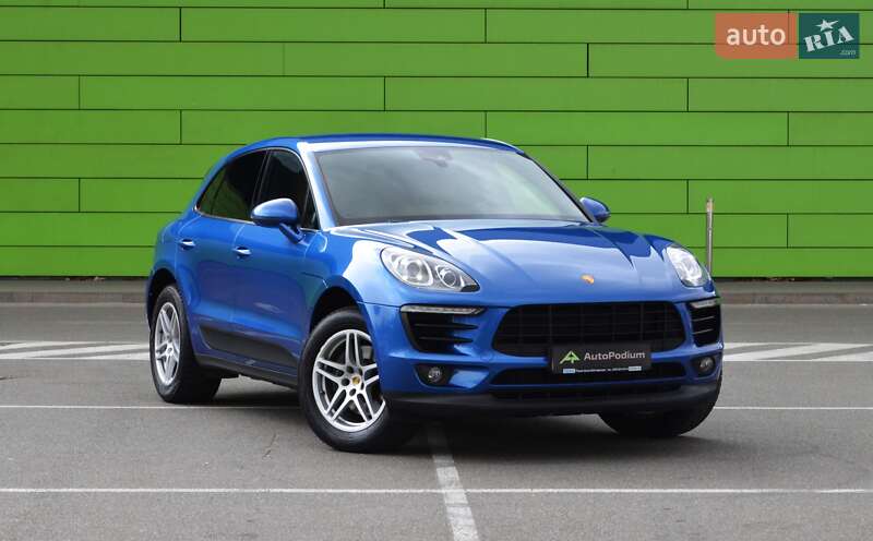 Porsche Macan (2016)