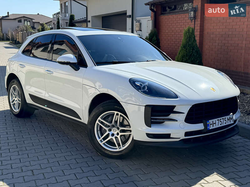 Porsche Macan (2021)