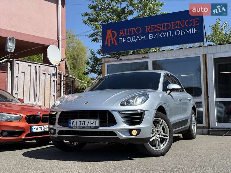 Porsche Macan (2015)