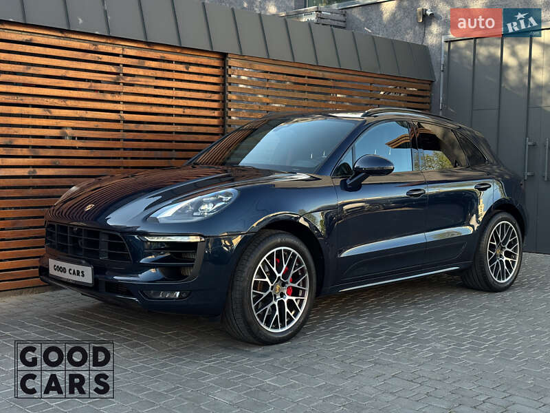 Porsche Macan (2017)
