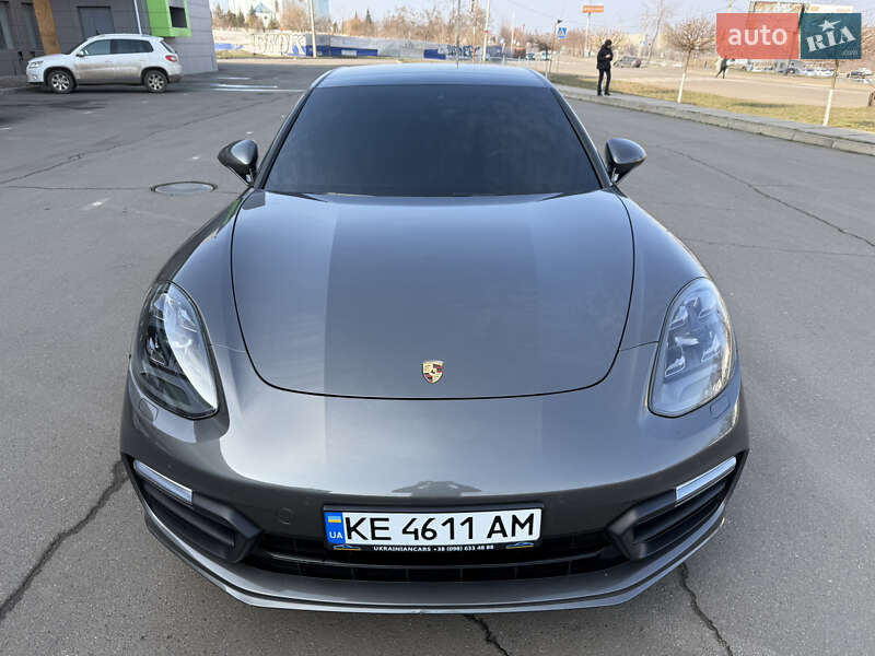 Porsche Panamera (2016)