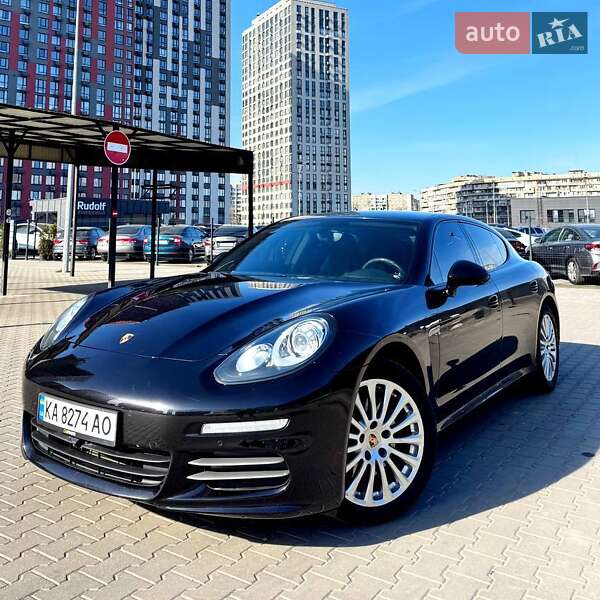 Porsche Panamera (2013)