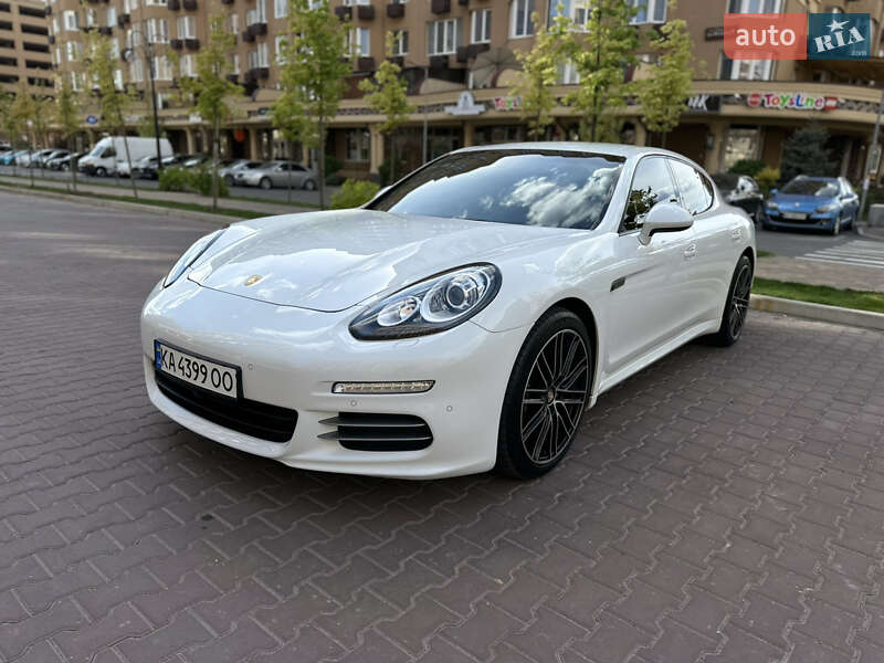 Porsche Panamera (2013)