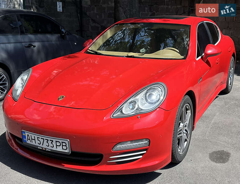 Porsche Panamera (2010)