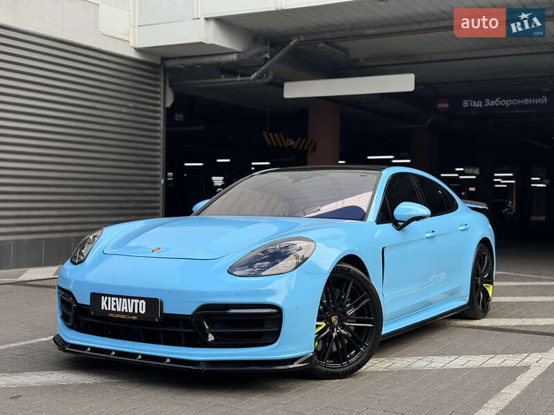 Porsche Panamera (2016)