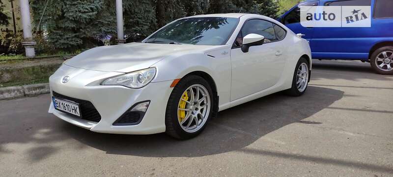 Scion Fr-s (2012)