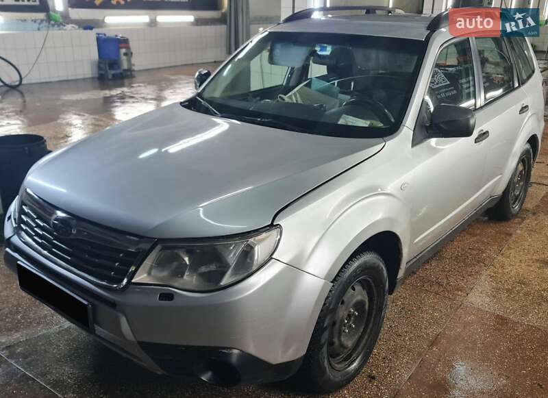 Subaru Forester (2008)