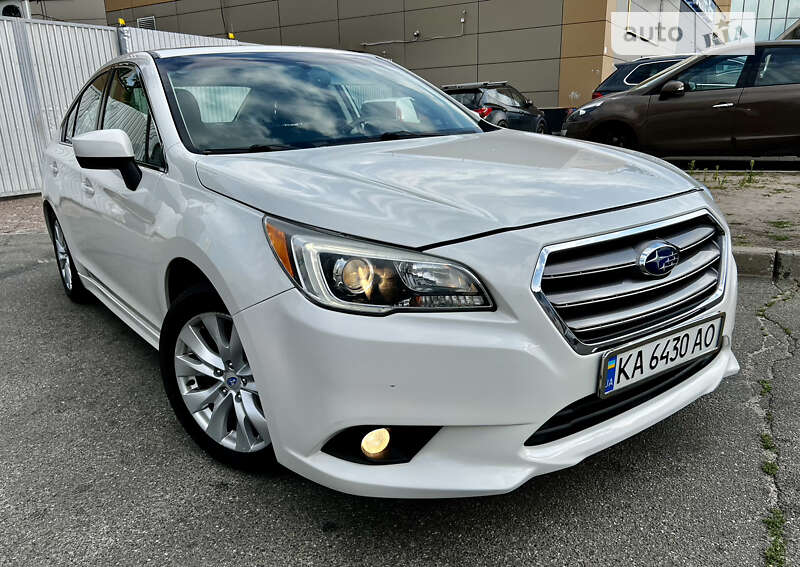 Subaru Legacy (2015)