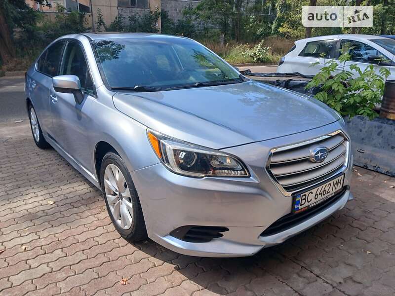 Subaru Legacy (2015)