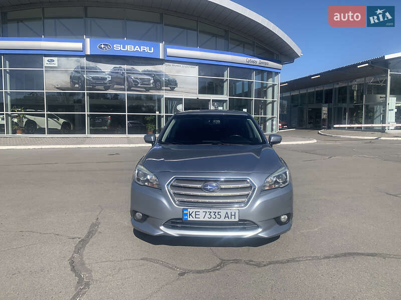 Subaru Legacy (2015)