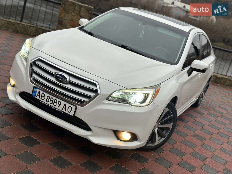 Subaru Legacy (2015)