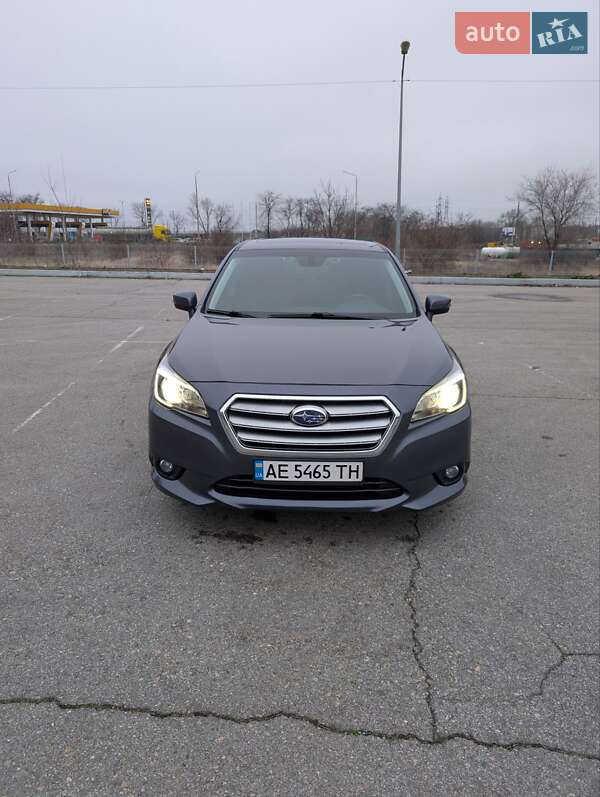 Subaru Legacy (2016)