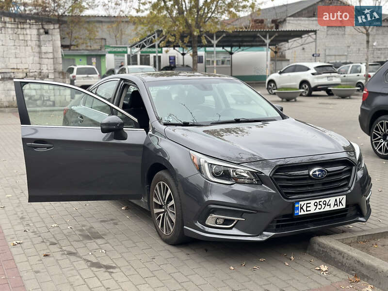 Subaru Legacy (2018)