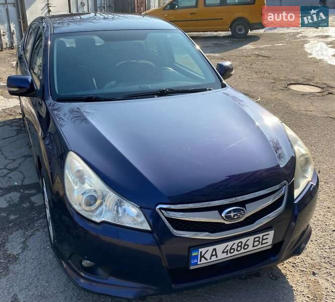 Subaru Legacy (2010)