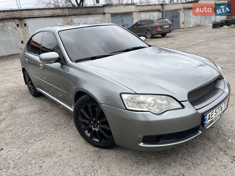 Subaru Legacy (2005)