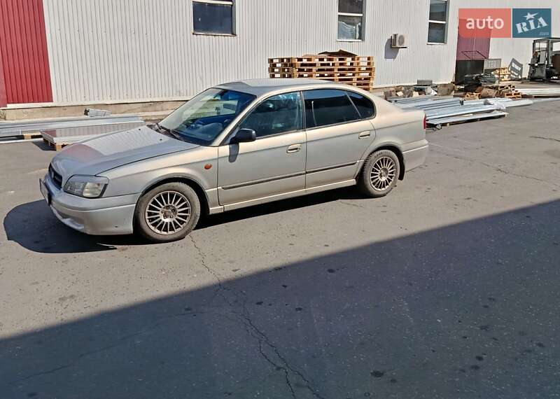 Subaru Legacy (1999)