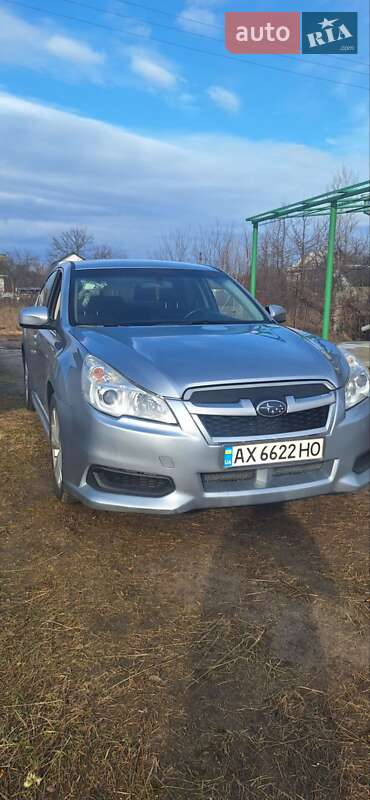 Subaru Legacy (2013)
