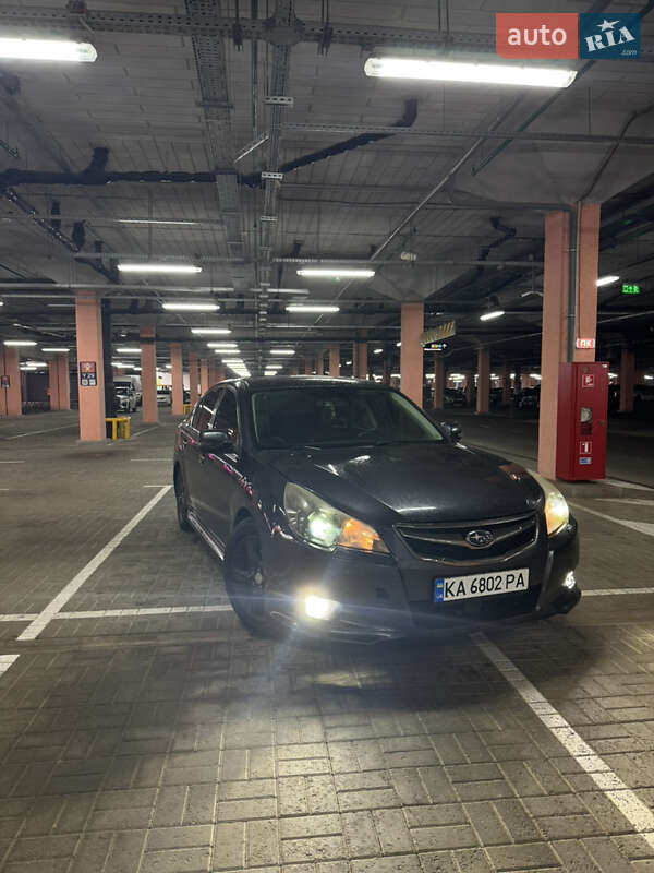 Subaru Legacy (2010)