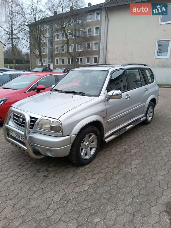 Suzuki Grand vitara (2003)