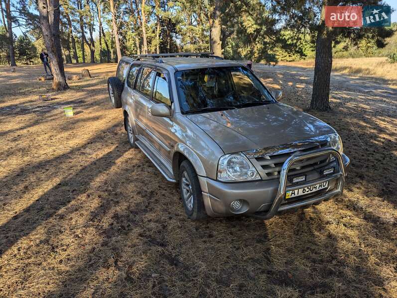 Suzuki Grand vitara xl7 (2005)