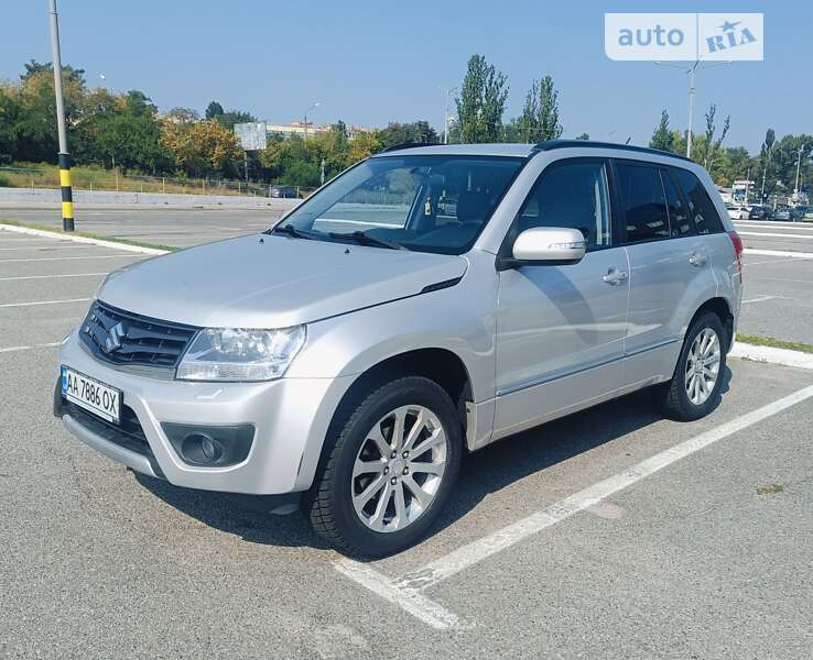 Suzuki Grand vitara (2015)