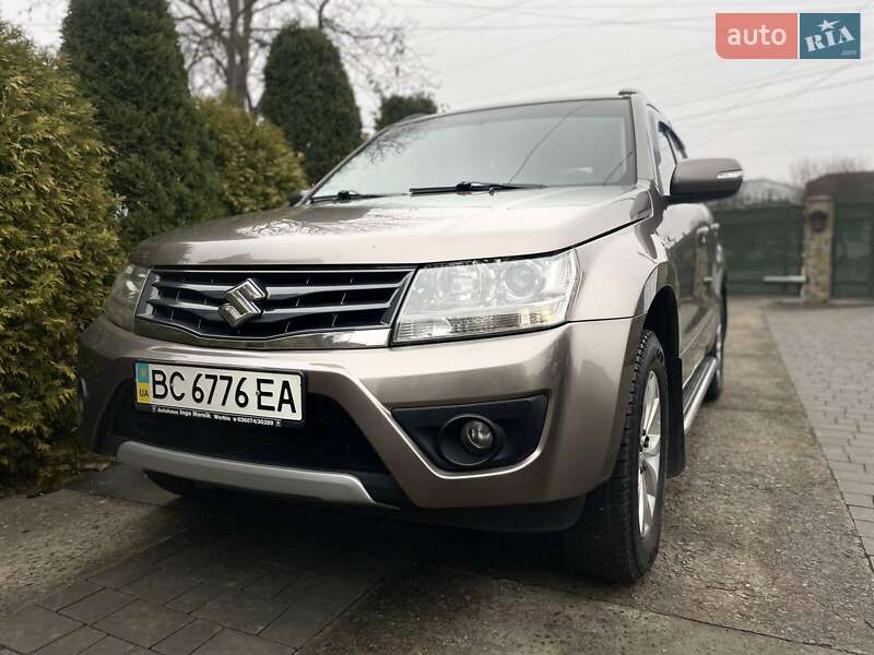 Suzuki Grand vitara (2013)