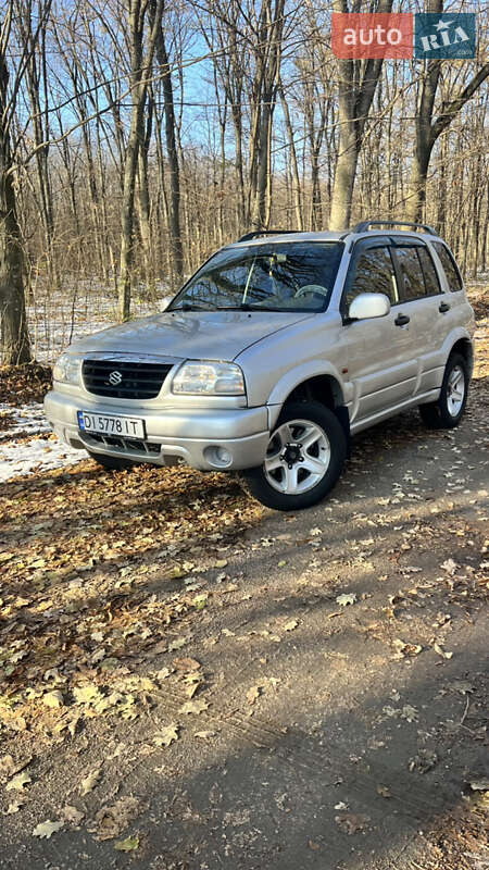 Suzuki Grand vitara (2002)