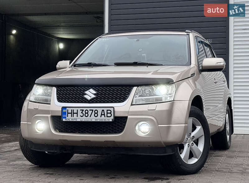 Suzuki Grand vitara (2008)
