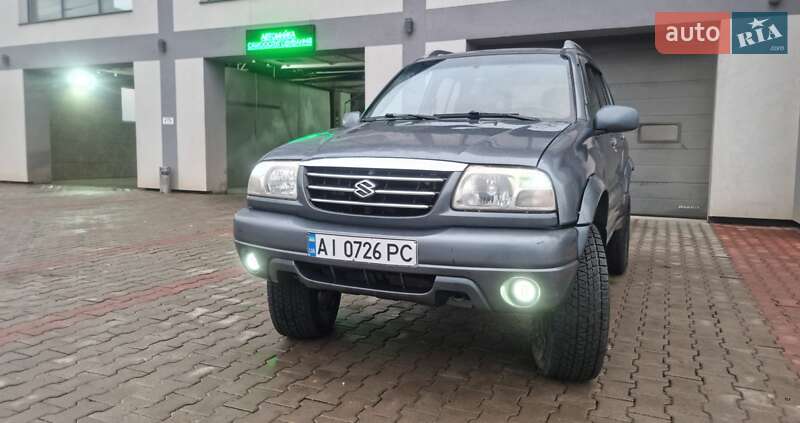 Suzuki Grand vitara (2005)