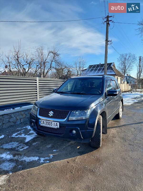 Suzuki Grand vitara (2008)