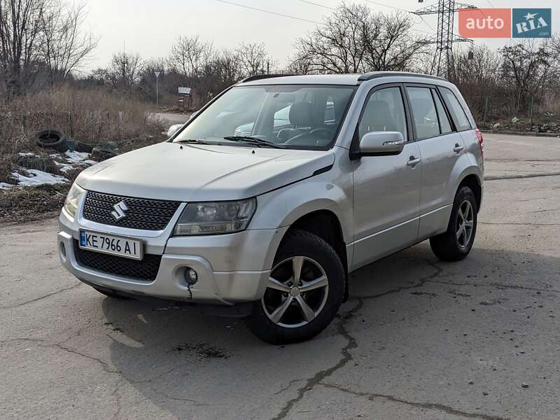Suzuki Grand vitara (2012)