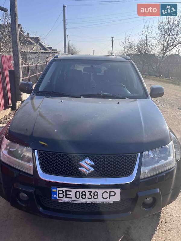 Suzuki Grand vitara (2008)