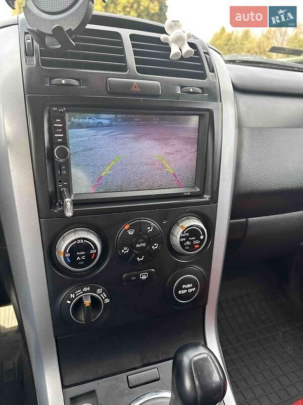 Suzuki Grand vitara (2008)