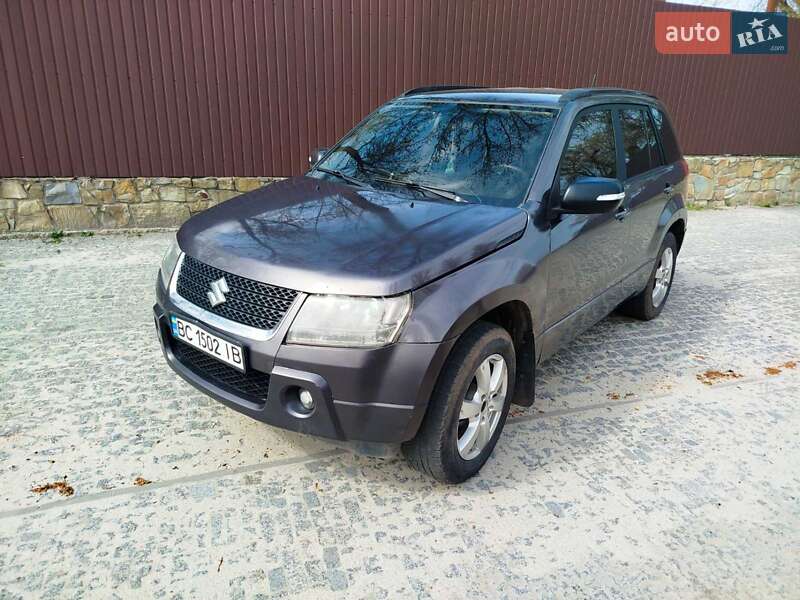 Suzuki Grand vitara (2008)