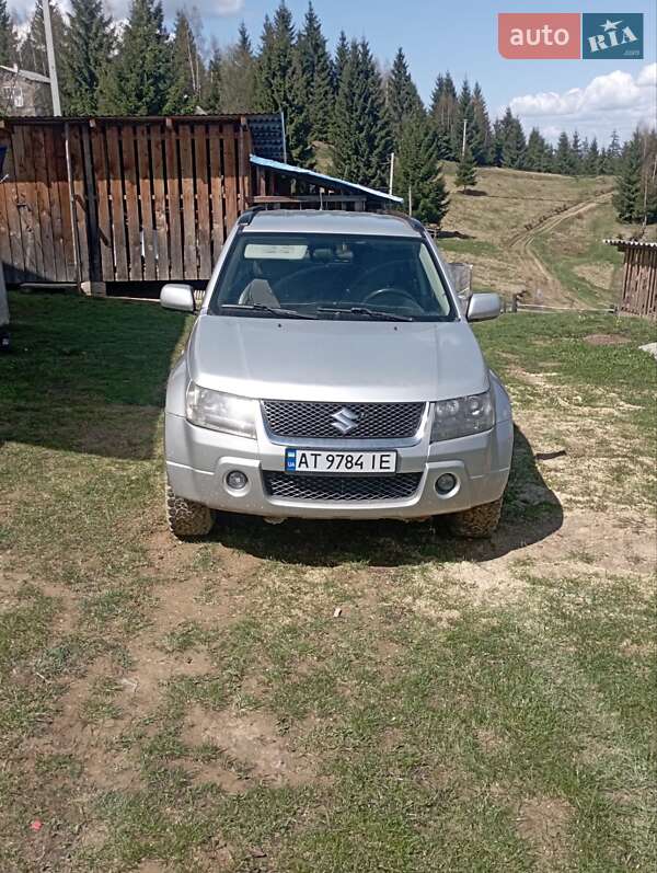 Suzuki Grand vitara (2006)