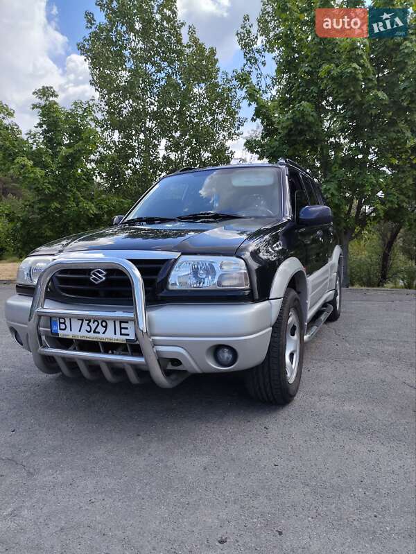 Suzuki Grand vitara (2004)