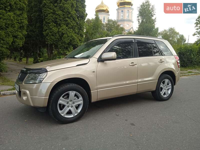 Suzuki Grand vitara (2008)