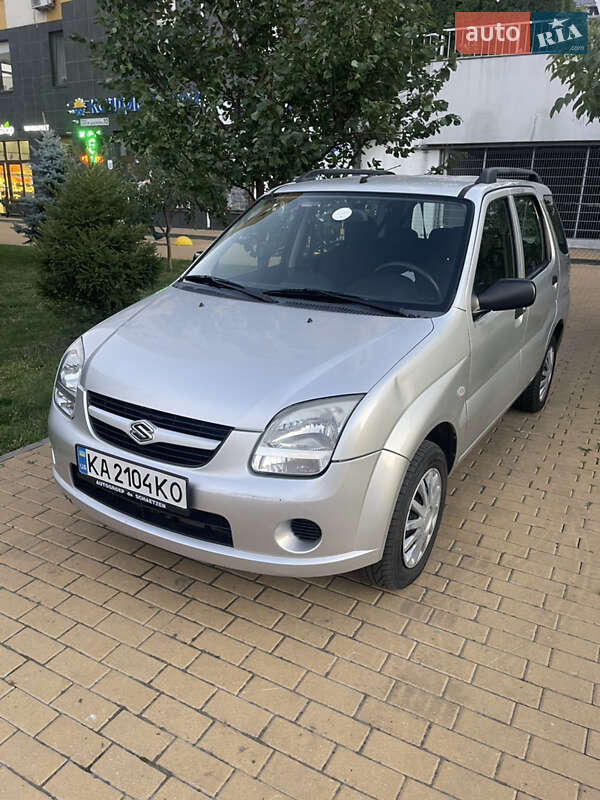 Suzuki Ignis (2005)