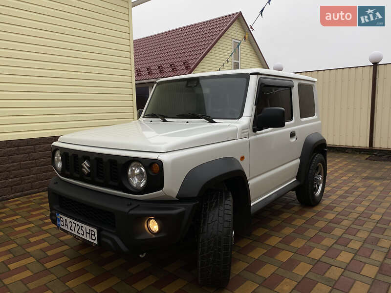 Suzuki Jimny (2023)