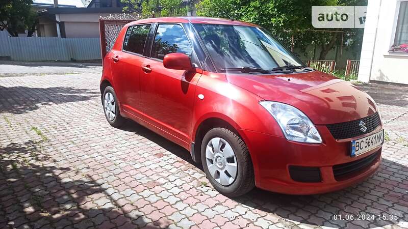 Suzuki Swift (2010)