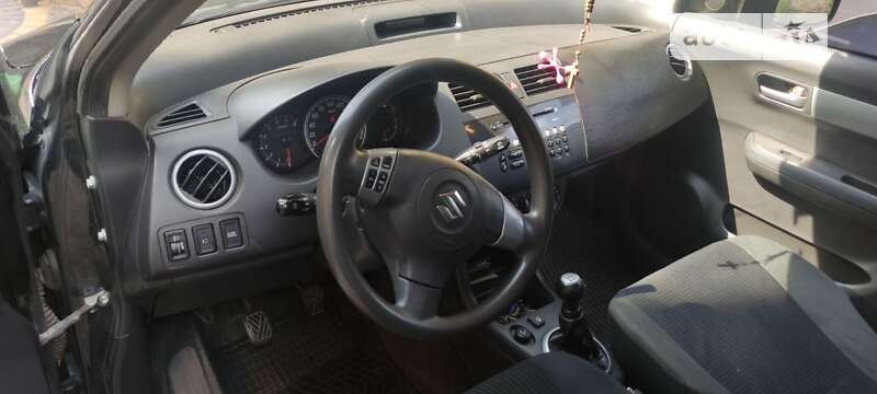 Suzuki Swift (2008)