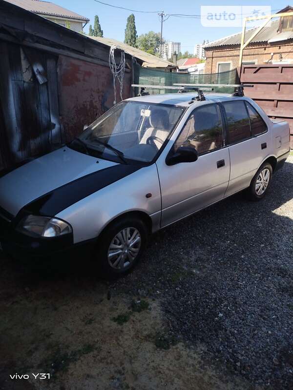 Suzuki Swift (2003)