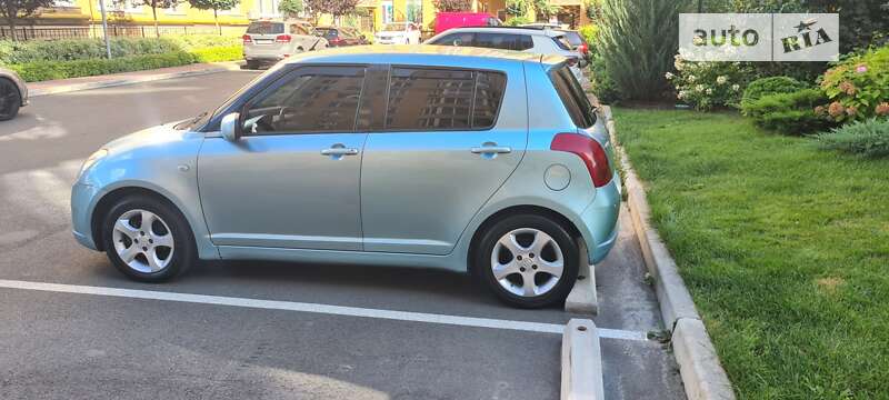 Suzuki Swift (2007)