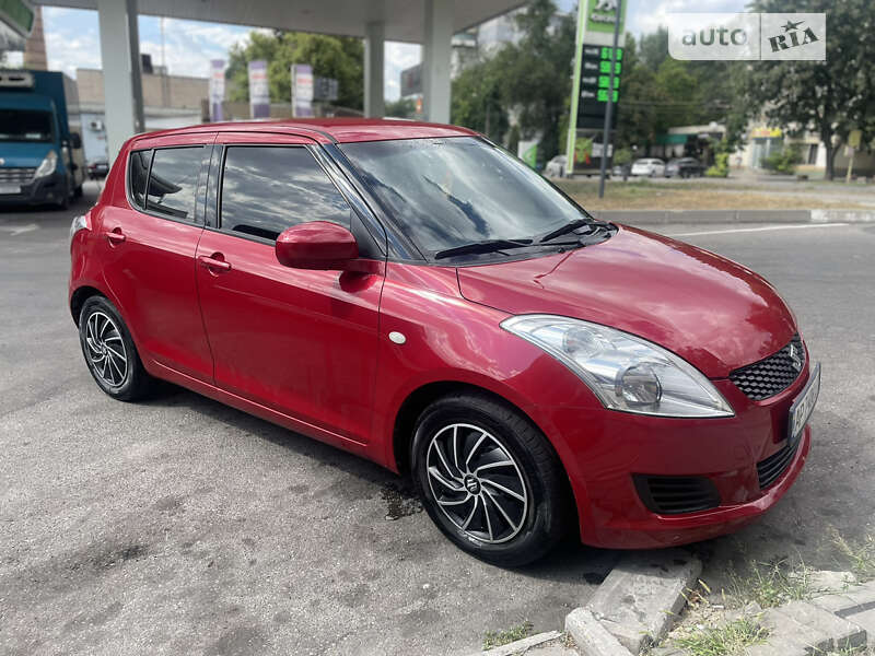 Suzuki Swift (2011)