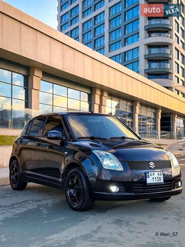 Suzuki Swift (2008)