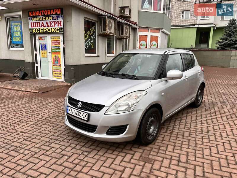 Suzuki Swift (2011)
