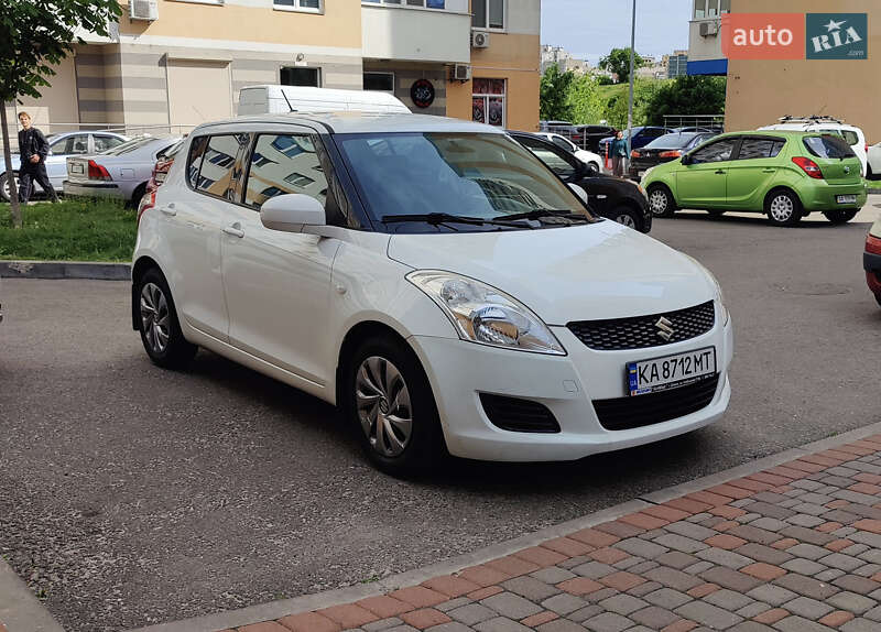 Suzuki Swift (2011)