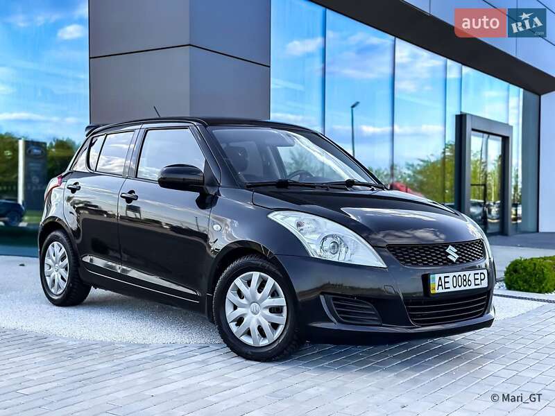 Suzuki Swift (2011)