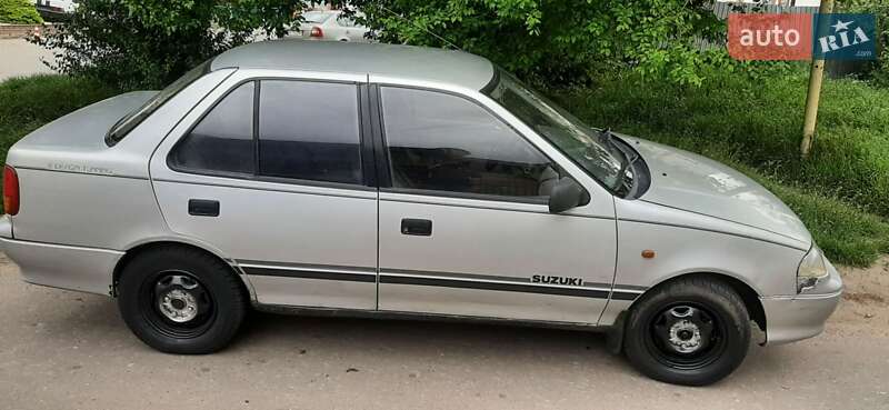 Suzuki Swift (2003)