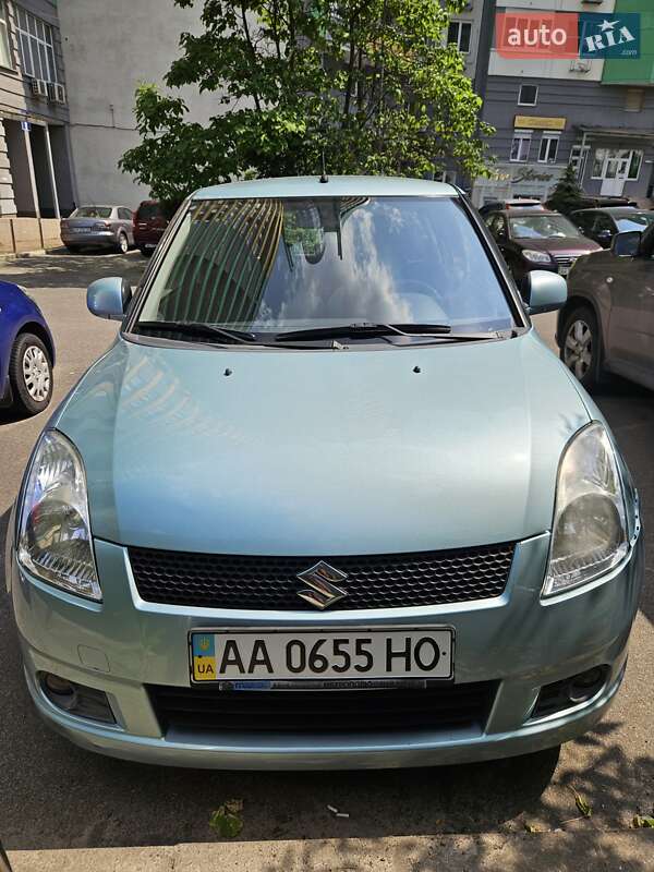 Suzuki Swift (2008)